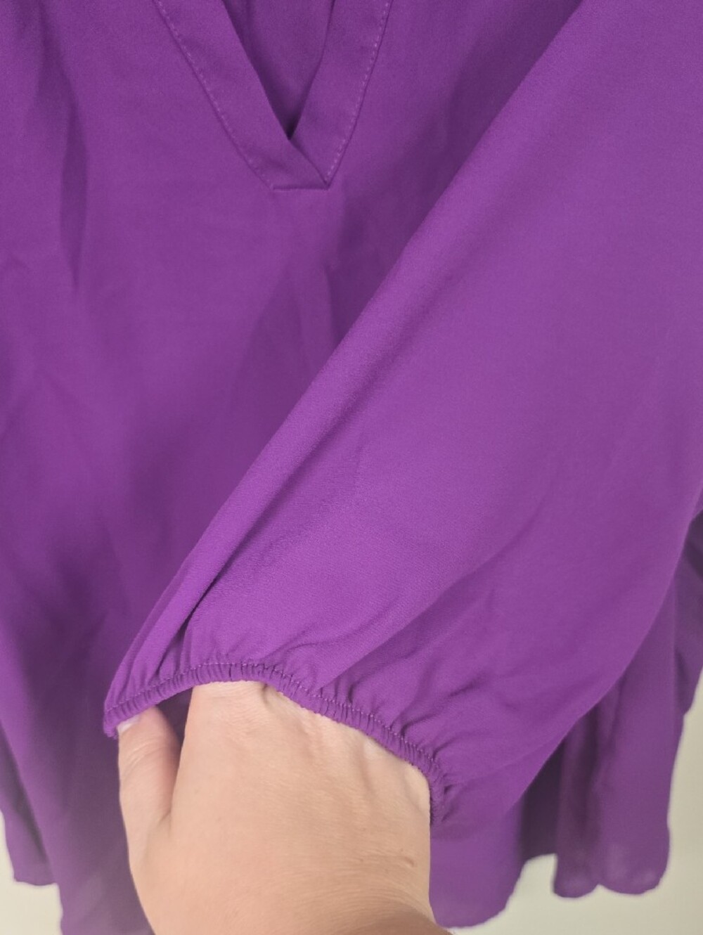 torrid Purple Split V-Neck Long Sleeve Blouse - Picture 4 of 6